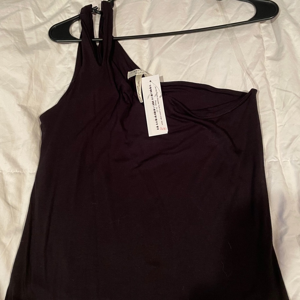 Black One Shoulder Keyhole Tank